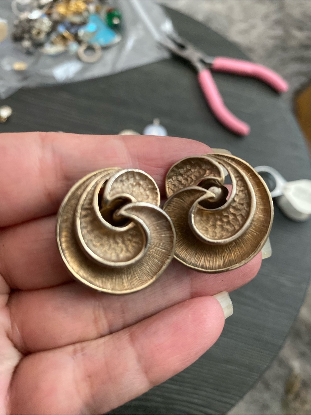Vintage Gold toneSwirl Clip-On Earrings signed star